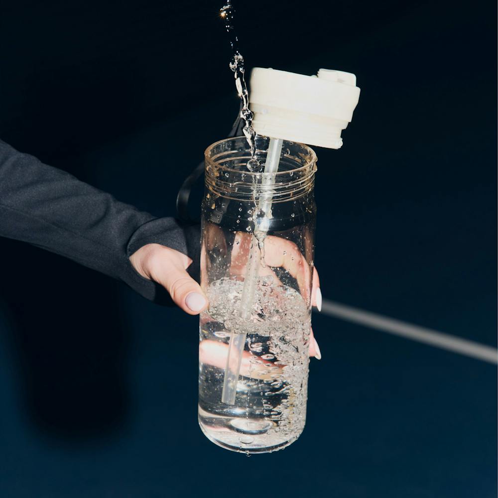 28oz DualSip Plastic Bottle O1 - Licorice