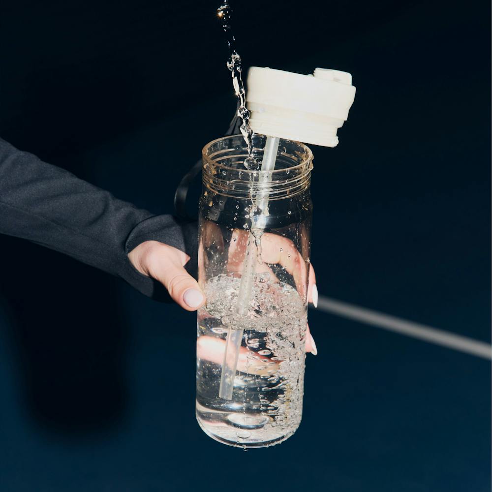 28oz DualSip Plastic Bottle - Oatmilk